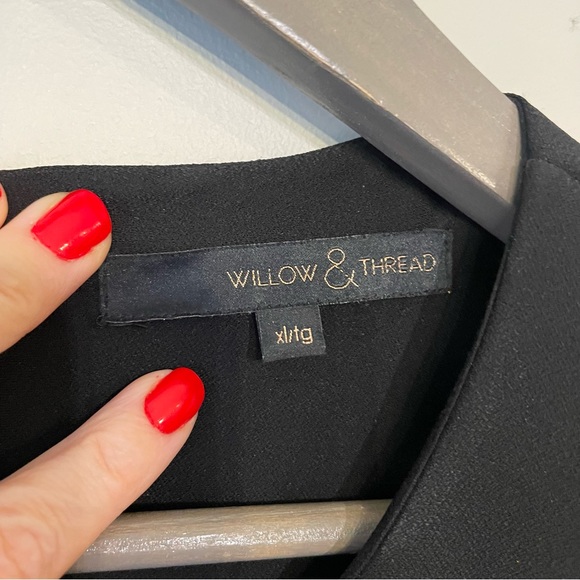 Classic Black Willow & Thread tank- size XL - Picture 3 of 5